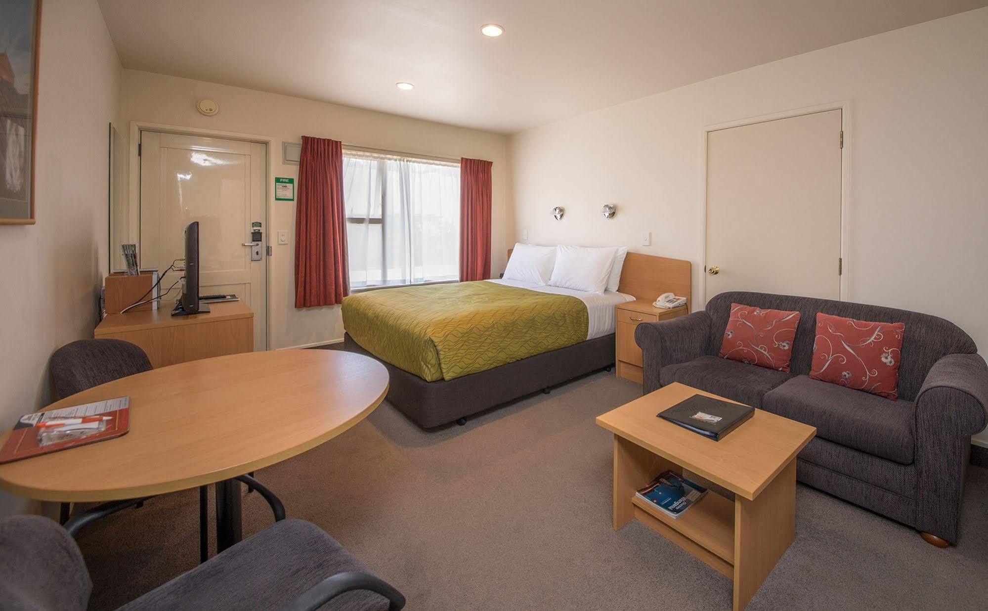 ซีนา มอเตอร์ ลอดจ์ Motel วังกานุย ภายนอก รูปภาพ
